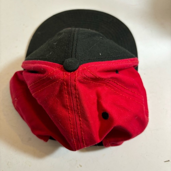 🛍️3/$30 Marvel Deadpool black and red SnapBack baseball cap hat - Picture 5 of 11